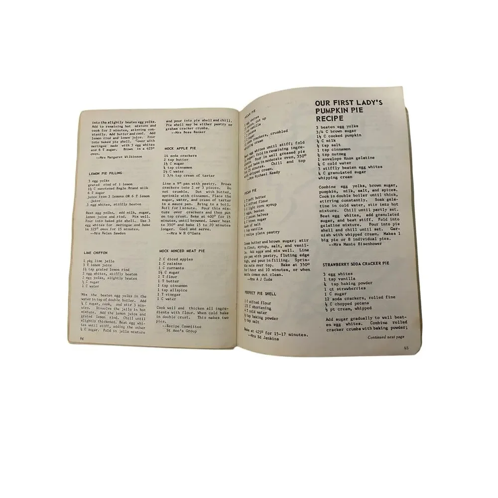 Vintage 1957 Holy Family Parish Cookbook Eisenhower Recipes Silver Jubilee Rare